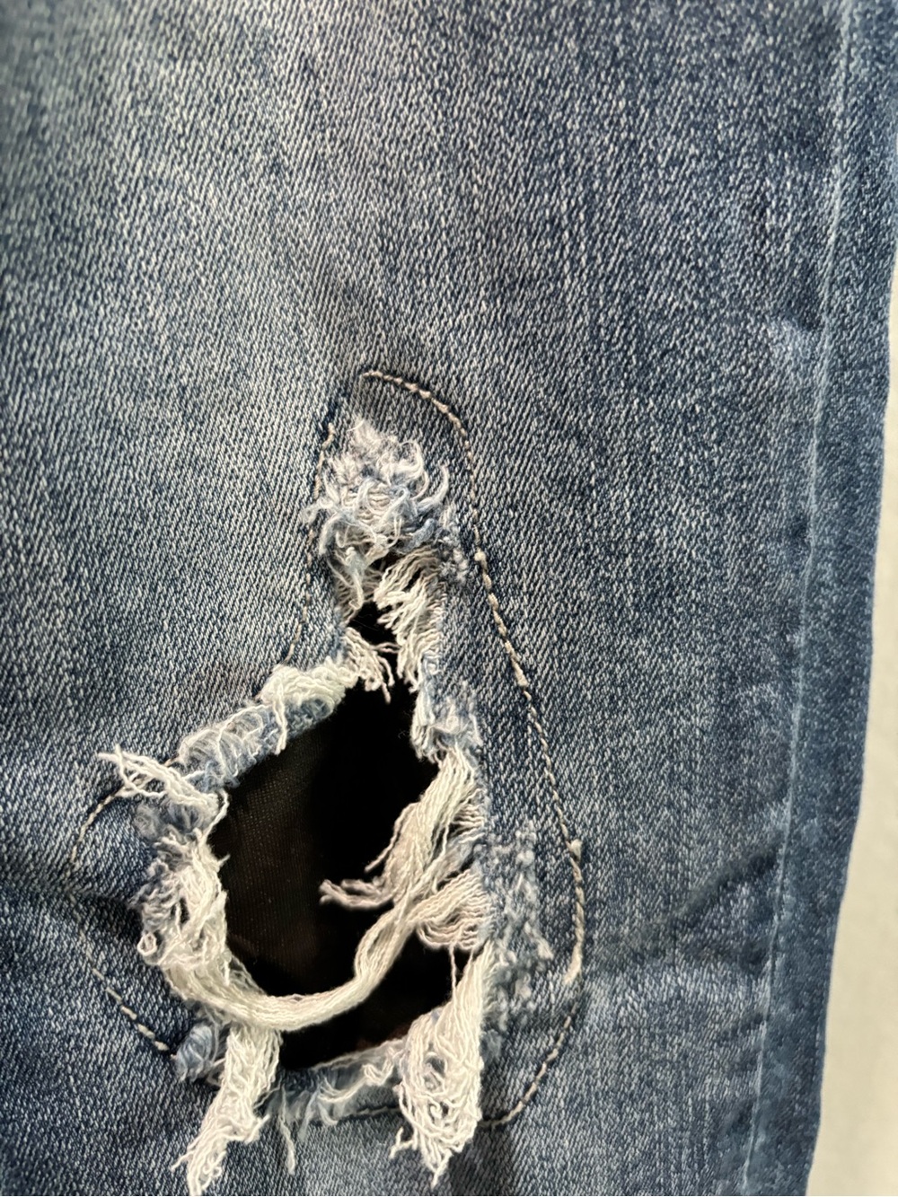 Judy Blue Medium Wash Ripped Skinny Jeans - Picture 12 of 13